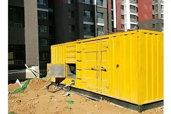 惠东发电机租赁中燃油压力过低会对发动机的哪些部件造成损坏？
