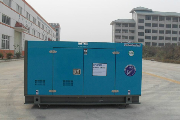 惠东发电机租赁如何正确安装空气滤清器？