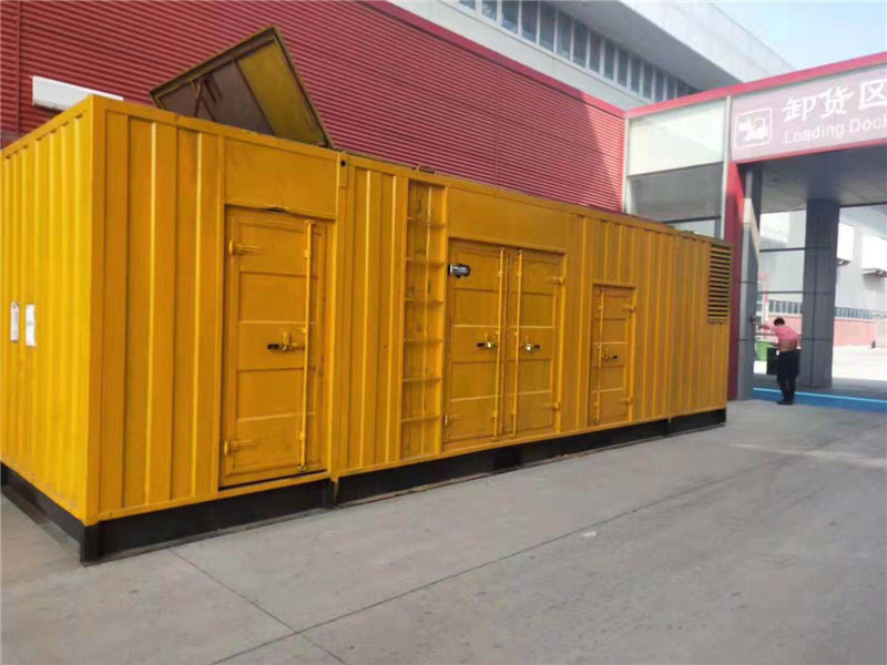 惠东国内外发电机组租赁合同在明确设备维护责任方面有哪些不同做法？